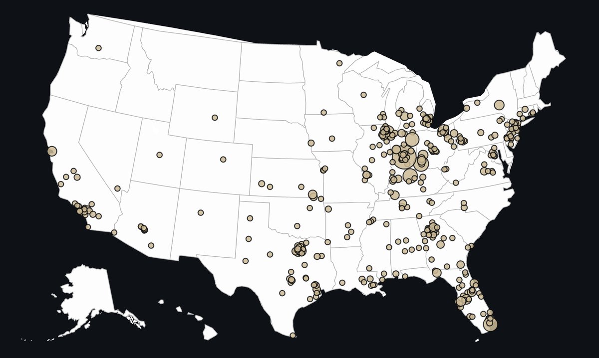 Map of the United States showing Big Ten football recruiting pipelines, with circle sizes indicating recruit volume by location